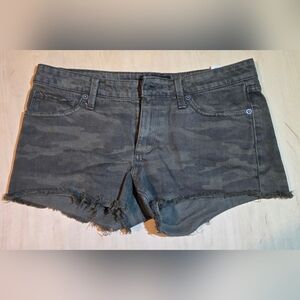 Lucky Brand Green Camo Jean Shorts Frayed Hem Mid-Thigh